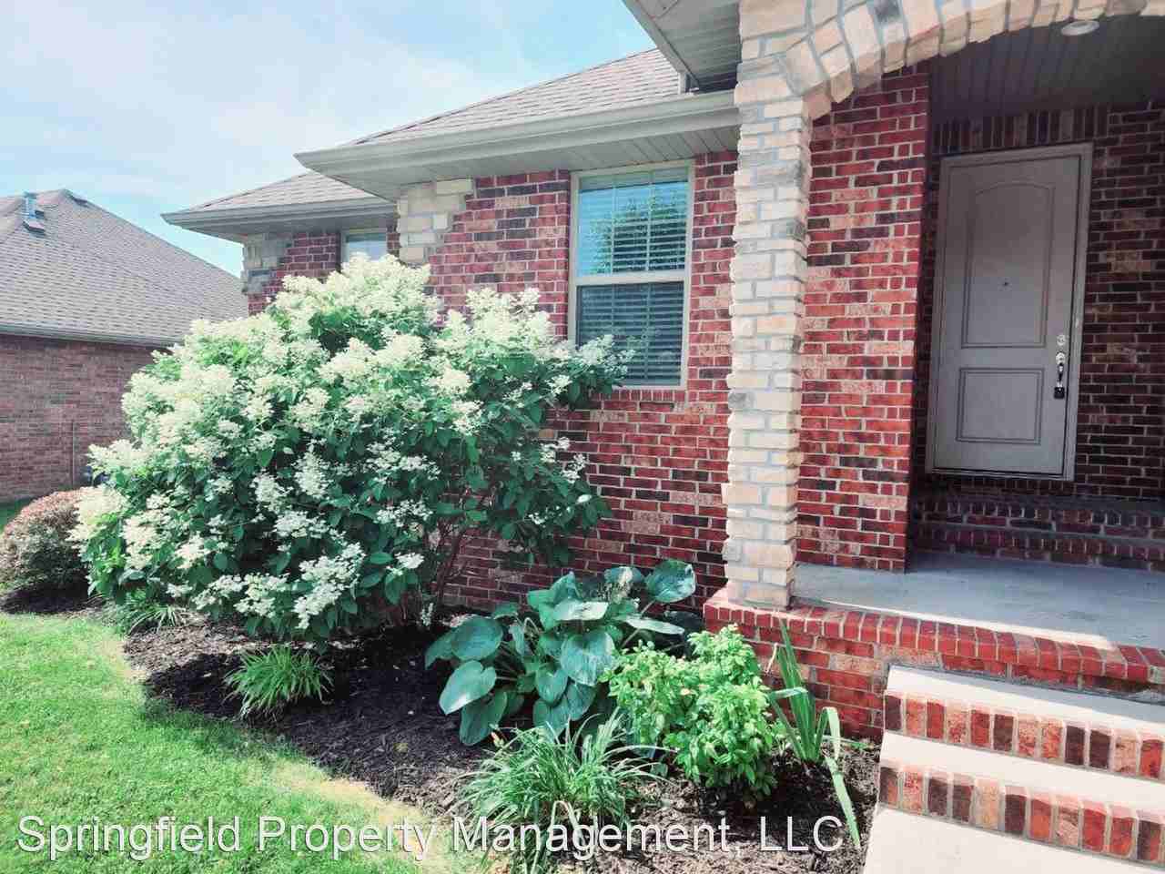 5040 E Hedgerow Dr - Photo 2 of 28