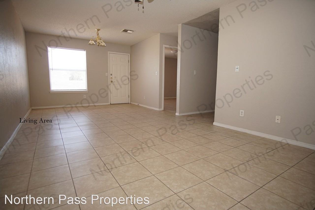 12293 Tierra Laguna Dr - Photo 2 of 14