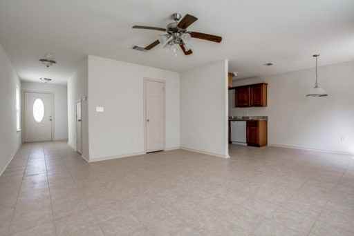 931 Parkplace Ridge - Photo 3 of 10