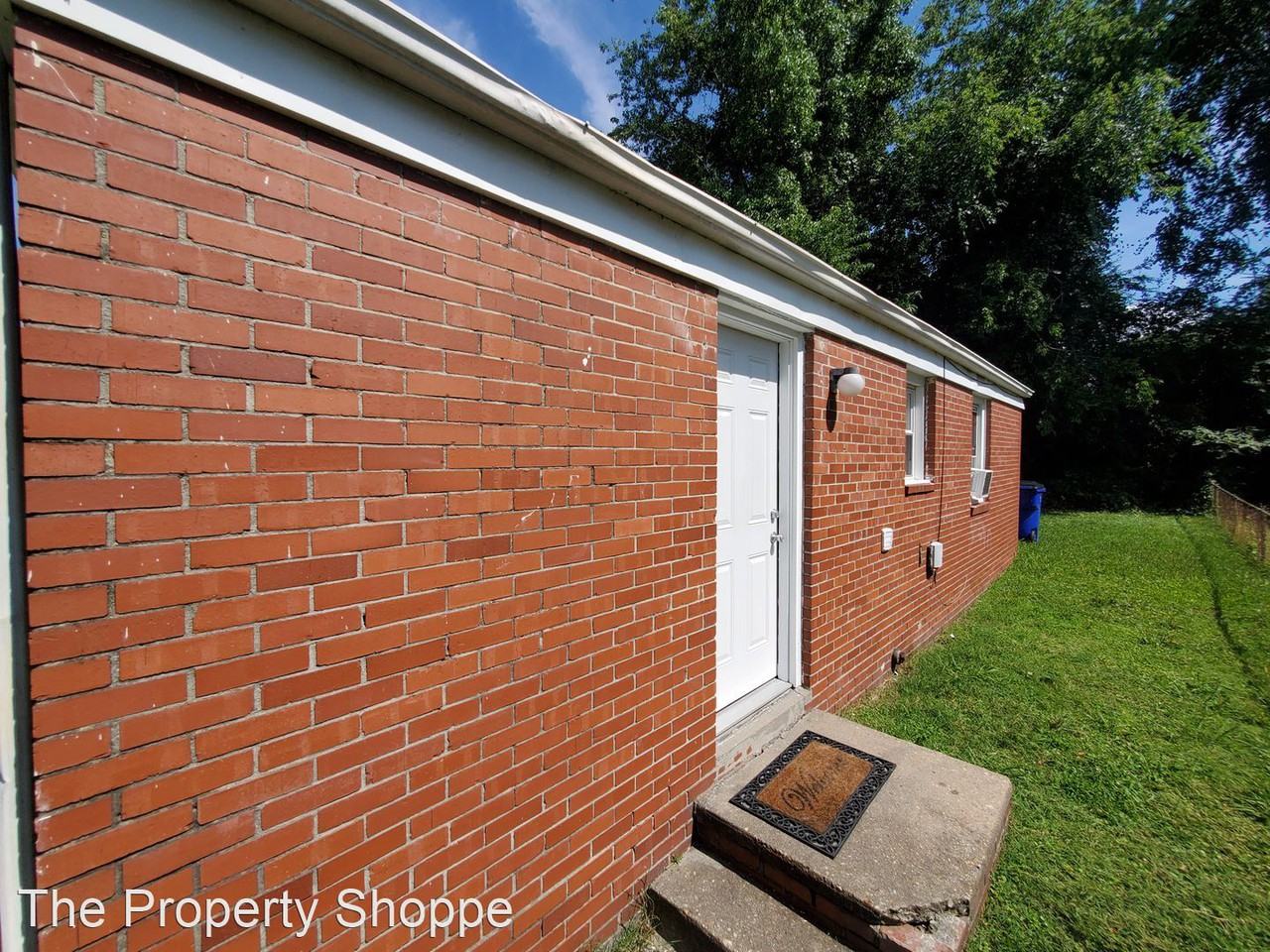 211 211 Rogers Avenue - Rogers Ave 211 #B - Photo 2 of 15