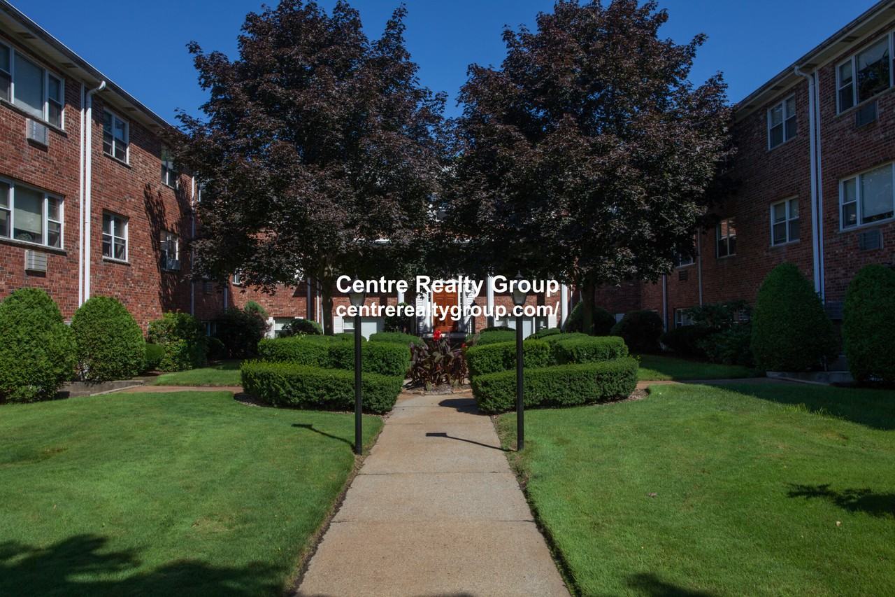 125 Lexington St #34 - Photo 2 of 2