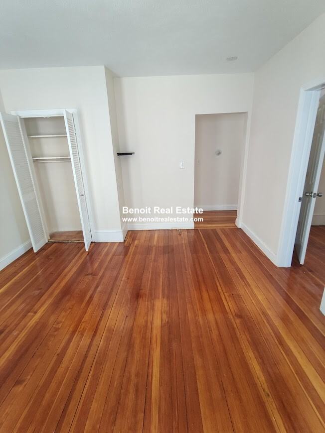 Cottage St #1 - Photo 3 of 21