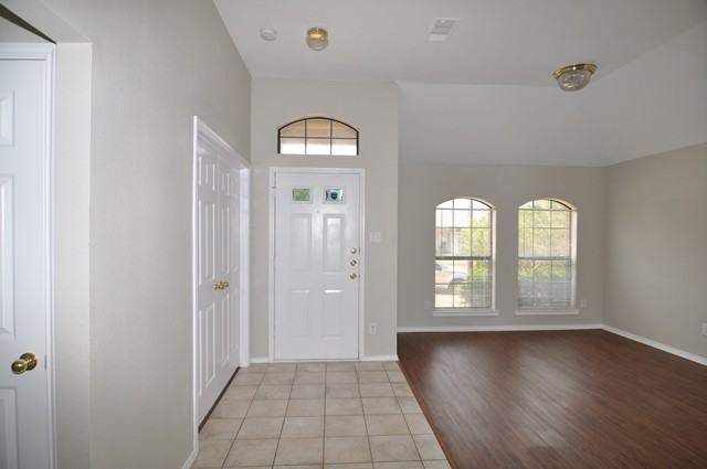 6700 Basswood Dr - Photo 3 of 19