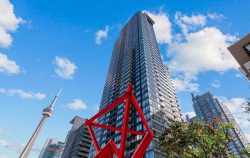 25 Telegram Mews #1803