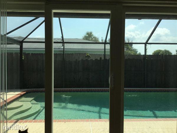 1842 17th Ct N - Photo 3 of 24