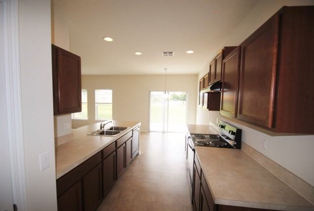 21419 Sullivan Ranch Blvd - Photo 3 of 7