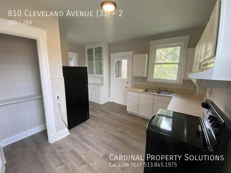 810 Cleveland Ave #2