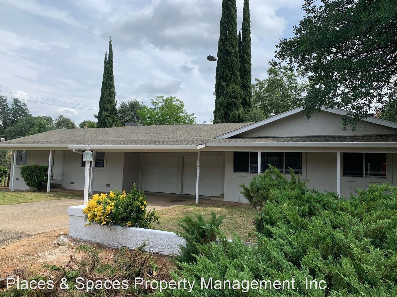 18051809 Grand Coulee Apartments 1805 Grand Coulee Blvd 1809