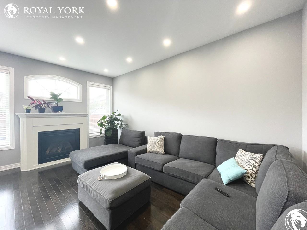 16 Heron Hollow Ave - Photo 2 of 45