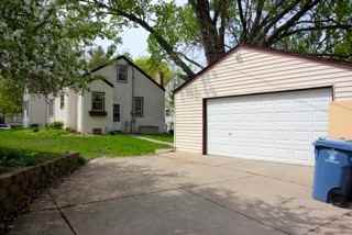 5349 Ewing Ave S - Photo 2 of 7