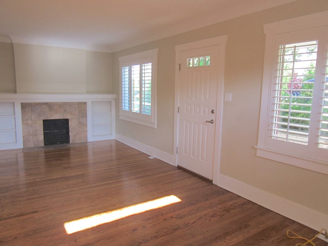 1472 E Emerson Ave - Photo 3 of 18