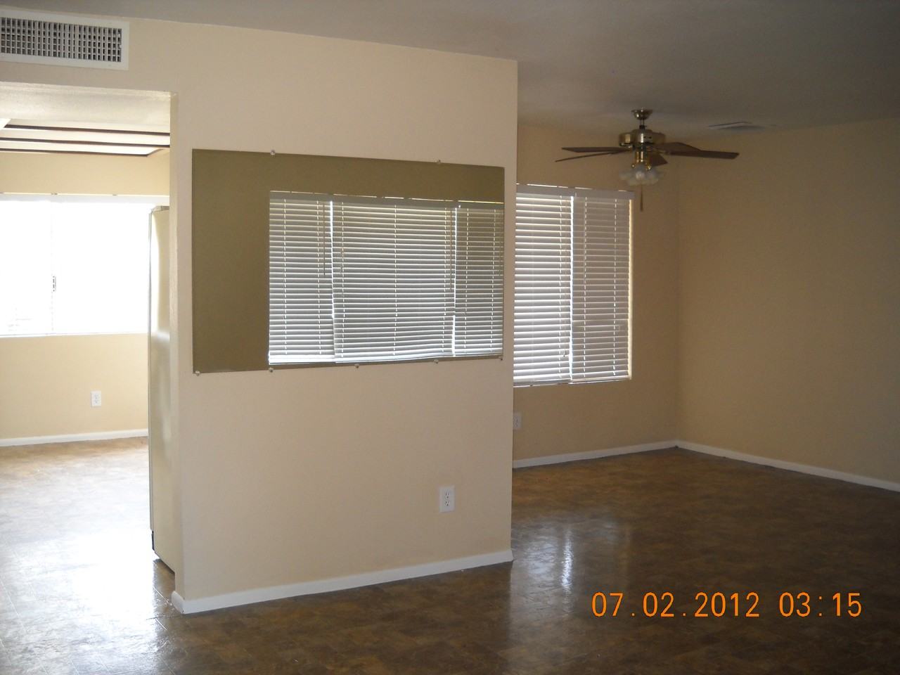 2321 W Betty Elyse Ln - Photo 3 of 10