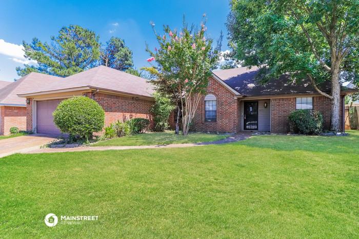 8257 River Creek Cv - Photo 3 of 15