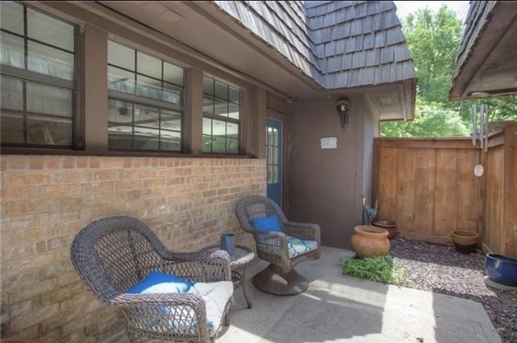 3005 Tanglewood Park W #3005 - Photo 2 of 8