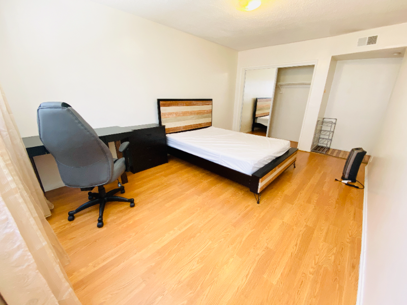 1913 Overland Avenue #1B3 - Photo 3 of 13