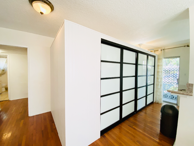 1913 Overland Avenue #1B3 - Photo 7 of 13