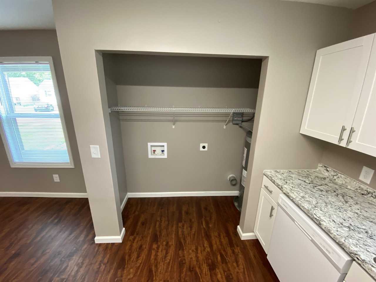 321 Jefferson Ave #321 - Photo 6 of 12