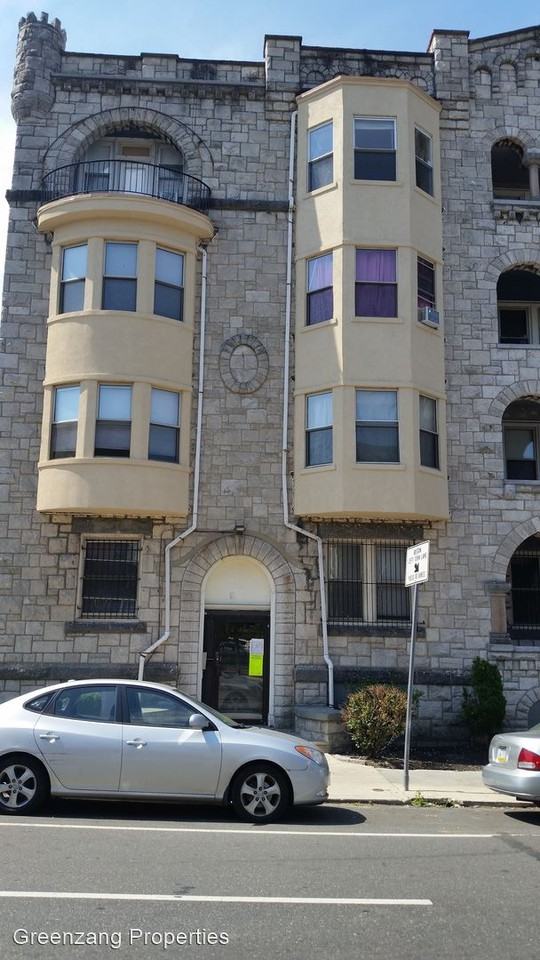 207 South 46th St - Photo 2 of 2