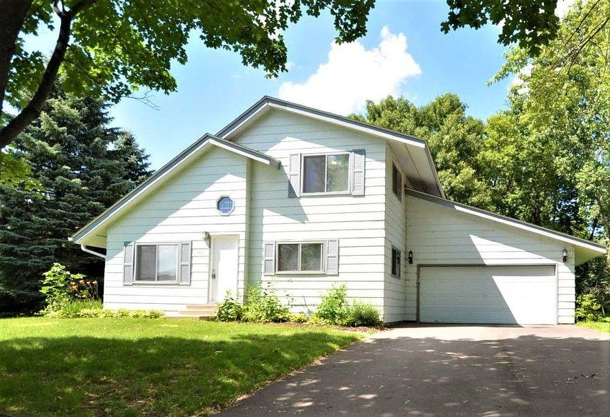 1260 Dunberry Ln, Eagan, MN 55123 3 Bedroom Apartment for Rent