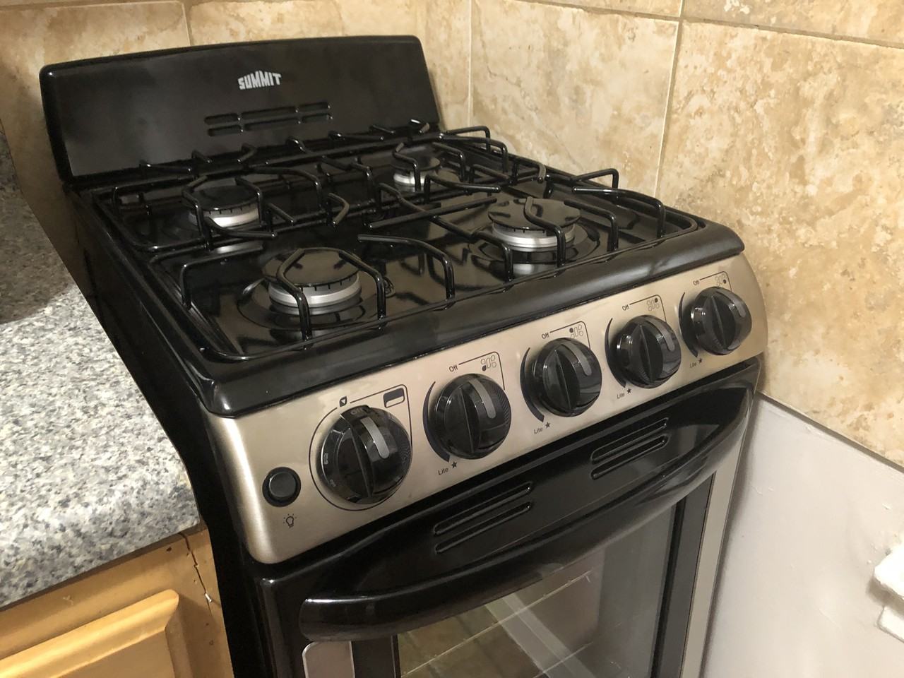 165 West 48th Street ##1 - Photo 2 of 23