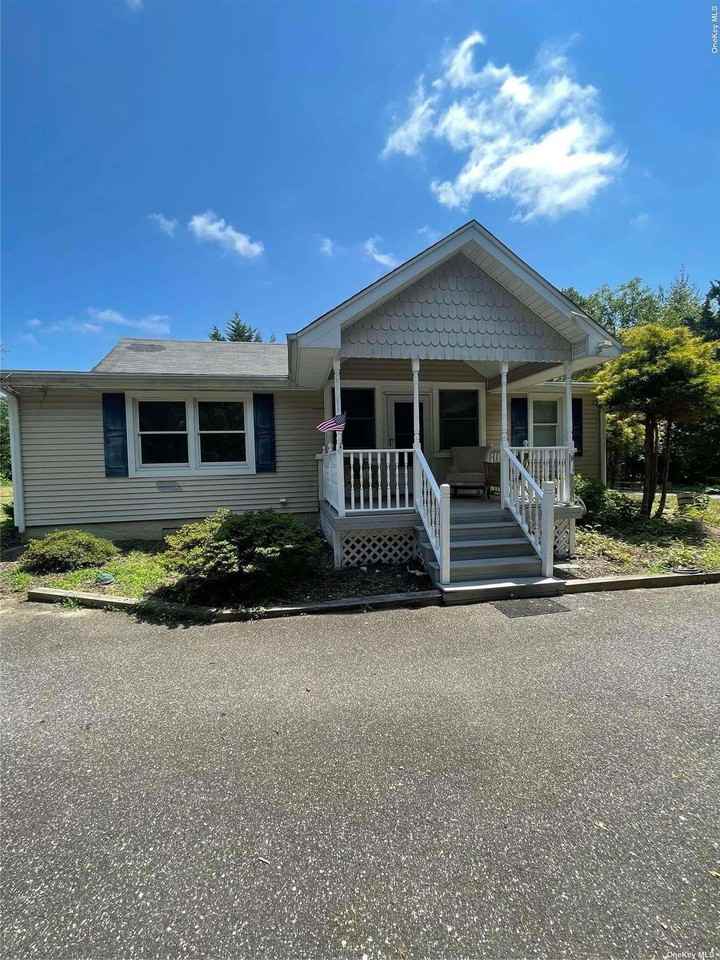 4 Michael Pl, Nesconset, NY 11767 3 Bedroom House for 3,500/month Zumper