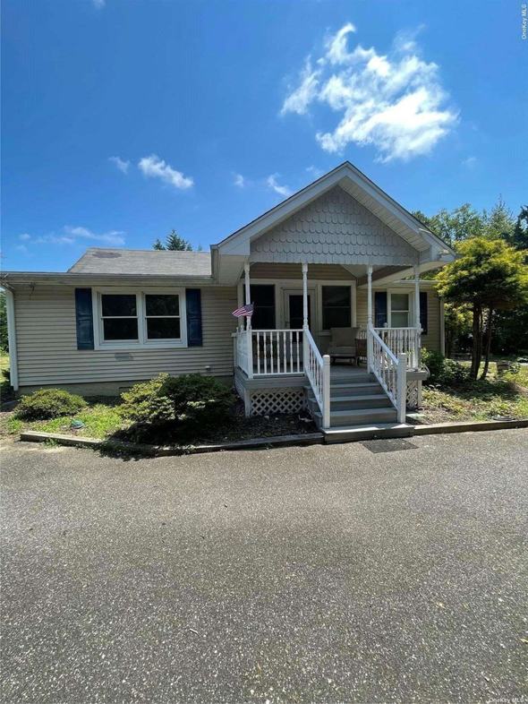 4 Michael Pl, Nesconset, NY 11767 3 Bedroom House for $3,500/month - Zumper