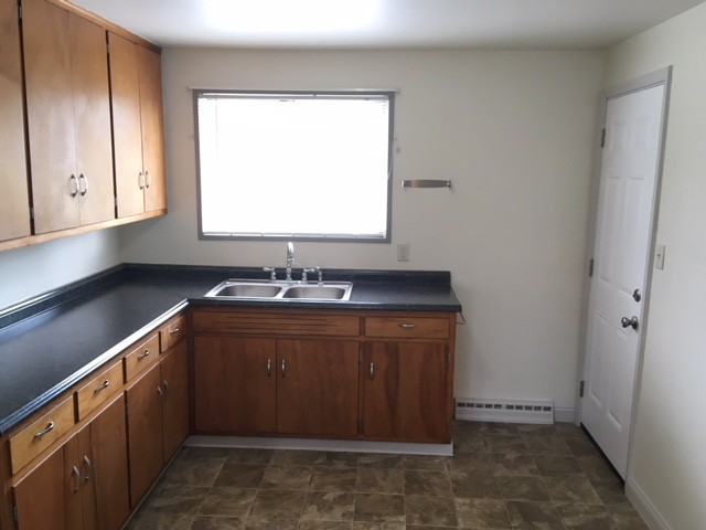 1004 N Main St #1004NMAIN - Photo 4 of 12