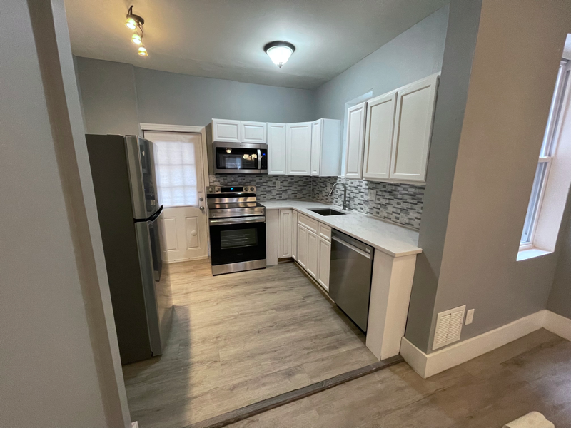 55 N Lindenwood St - Photo 3 of 19