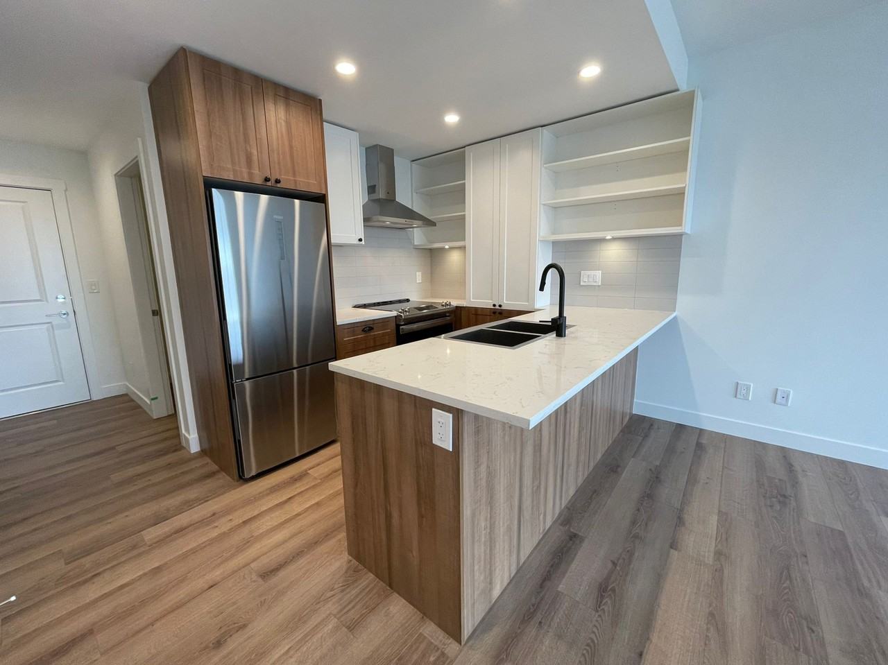20487 65 Avenue - Photo 3 of 13