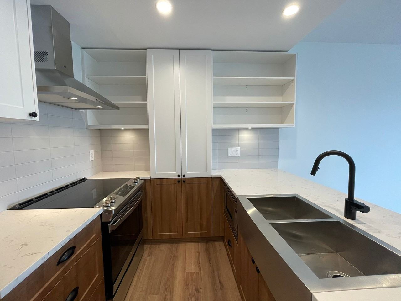 20487 65 Avenue - Photo 5 of 13