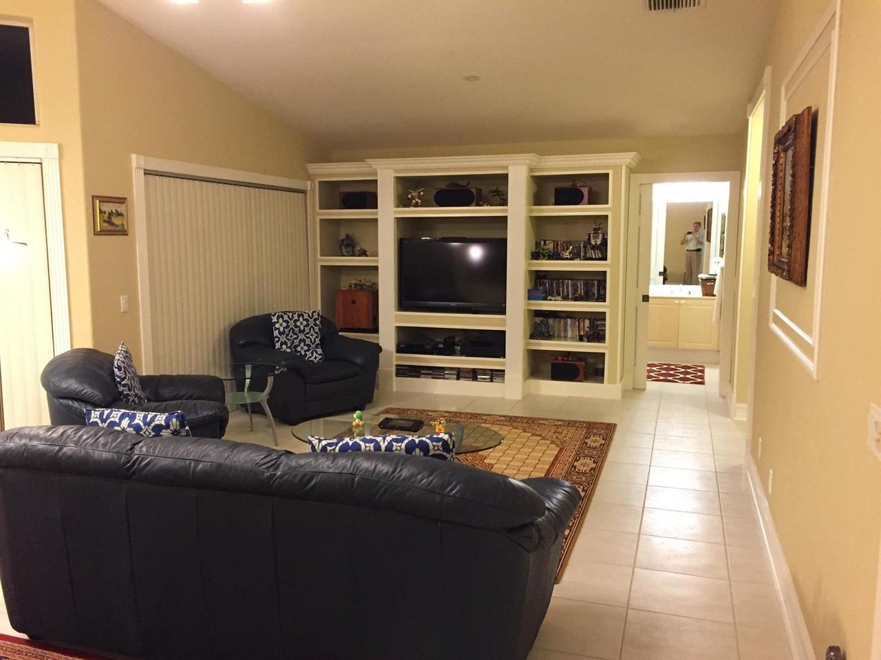 14044 Aster Ave - Photo 3 of 8
