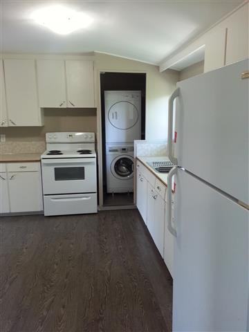 1184 Cummings Avenue - Photo 3 of 10