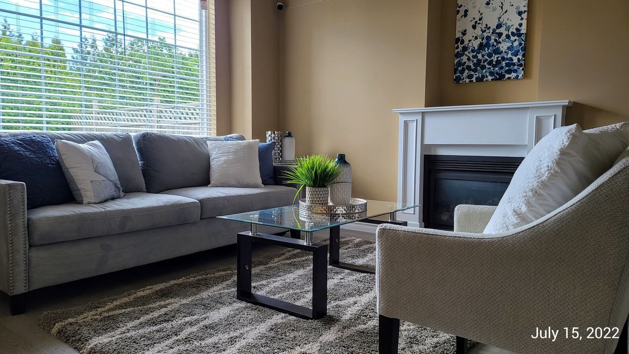 3411 Catalina Crescent - Photo 3 of 23