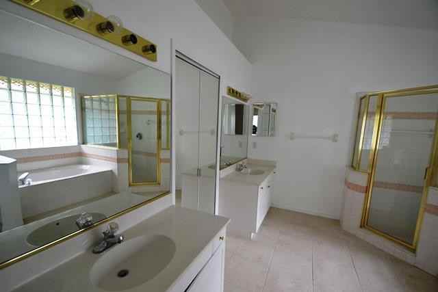 909 Smokerise Blvd - Photo 2 of 6