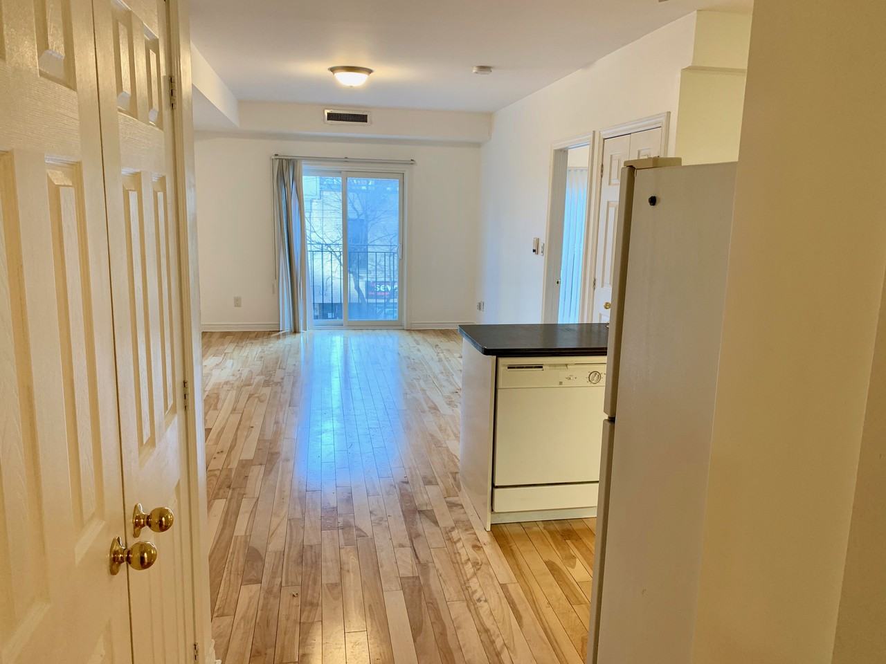 648 Yonge Street #304