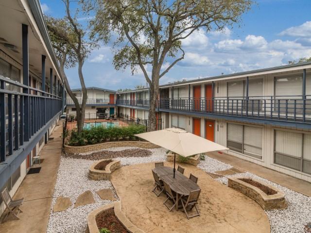 Oasis at the Speedway - Photo 2 of 10