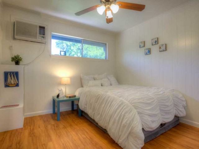 Speedway 38 - Photo 6 of 9