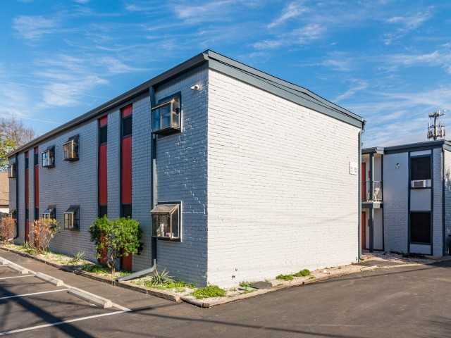 Barton Ridge Apartments - Photo 6 of 21