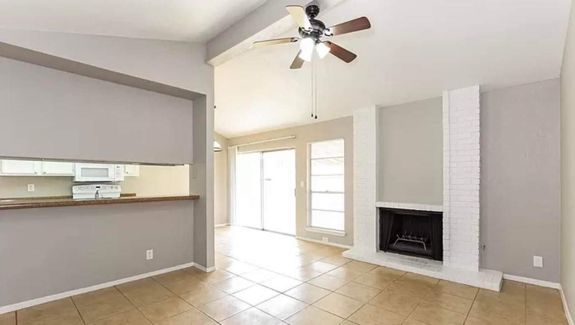 8807 Glen Shadow Dr - Photo 2 of 11