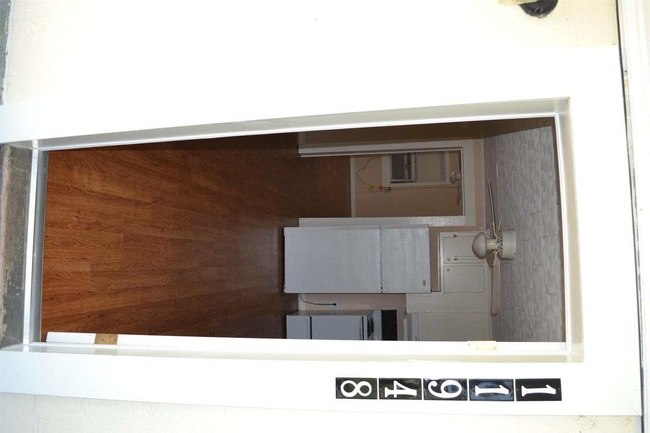 11948 Peacock Rd - Photo 3 of 26