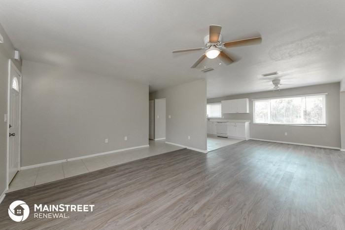 6865 Appomattox Dr - Photo 3 of 15