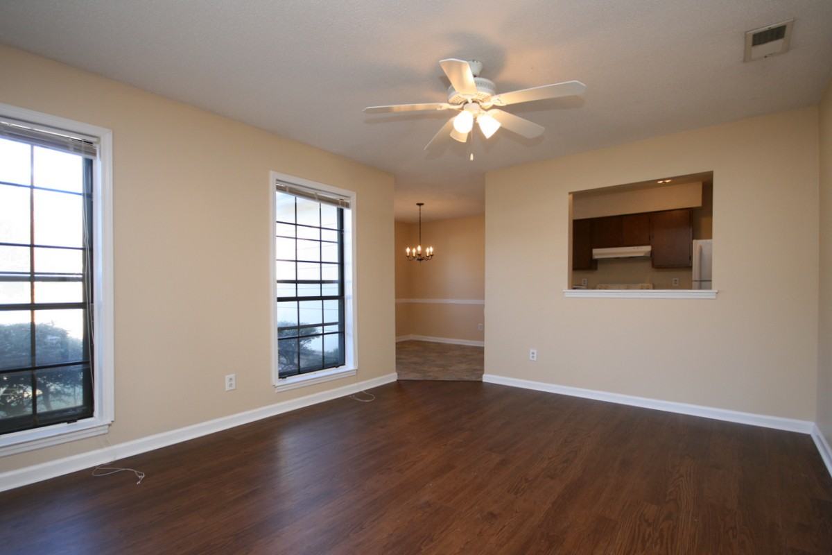 110A Westscott Dr #1 - Photo 3 of 15
