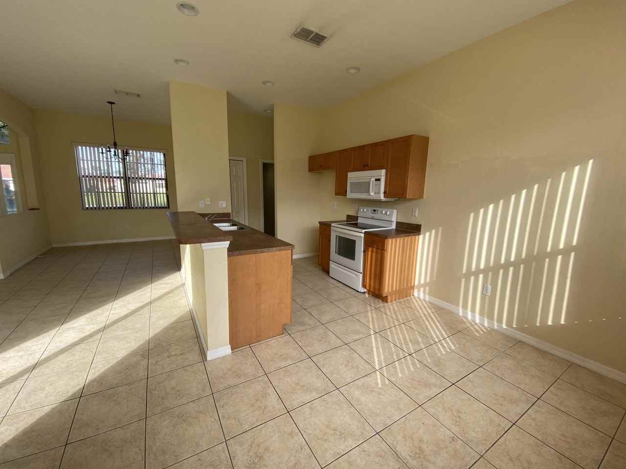 404 Cinnamon Drive #1 - Photo 2 of 20