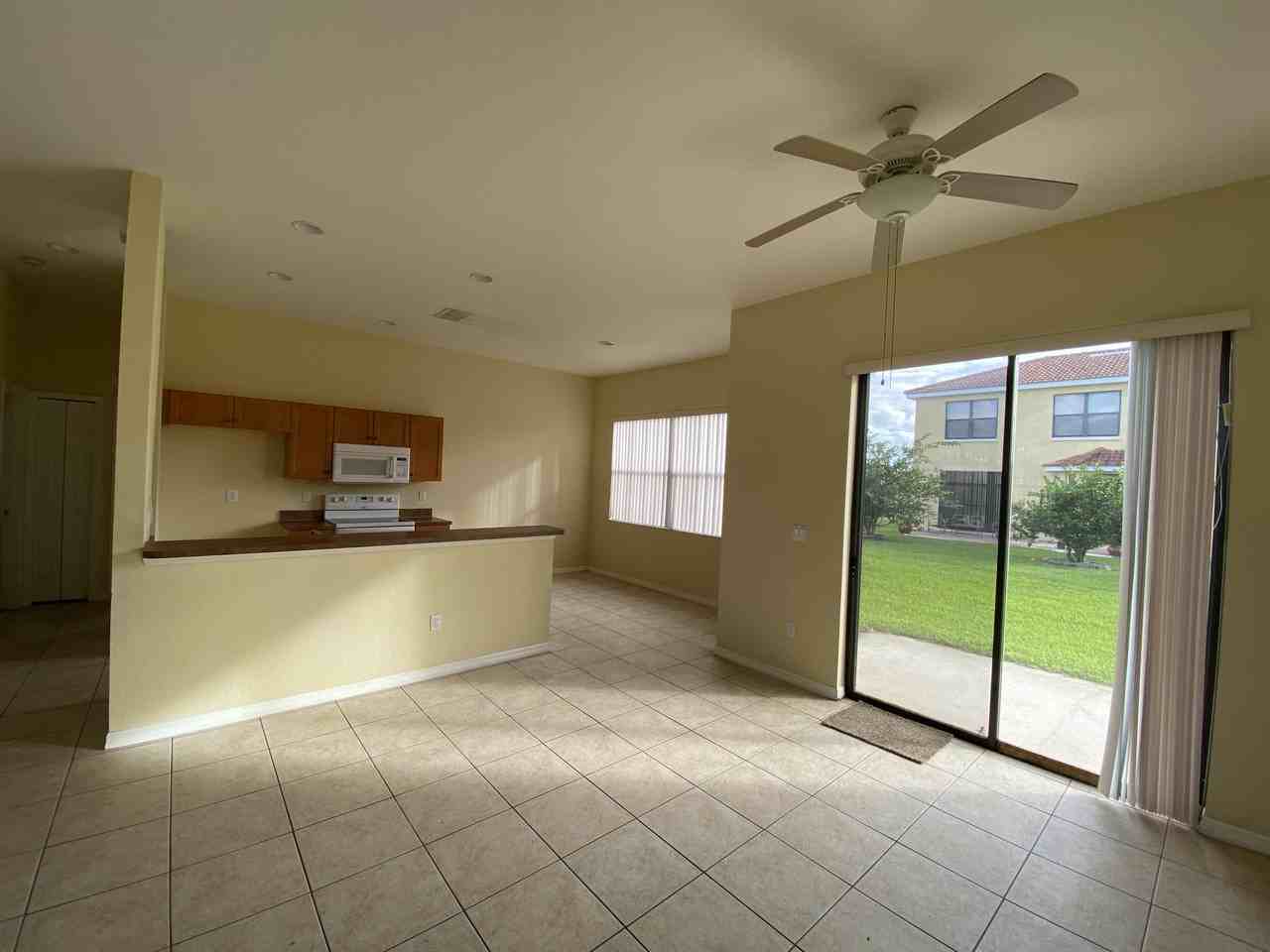 404 Cinnamon Drive #1 - Photo 3 of 20