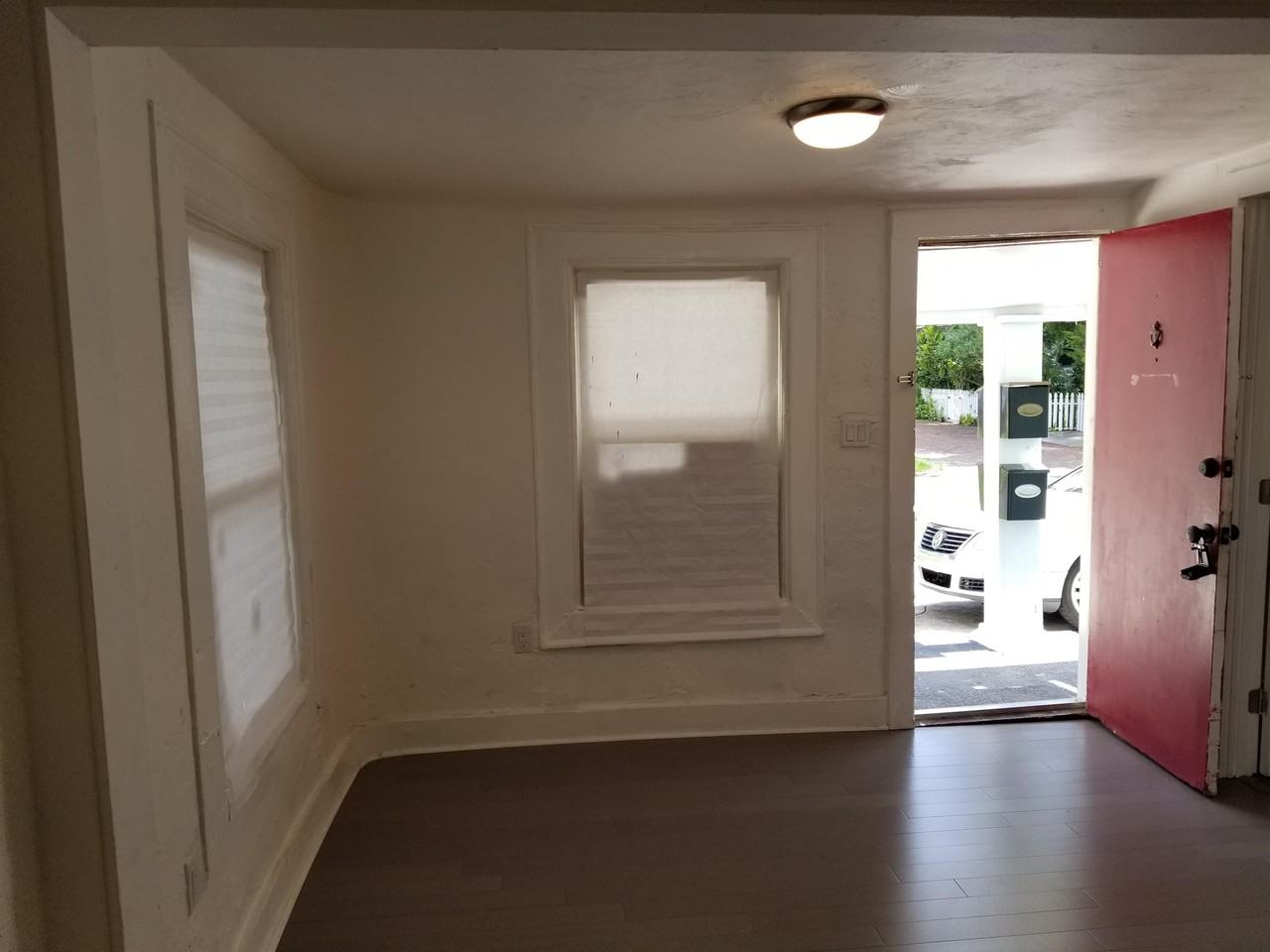 1405 7th Ave N #1 - Photo 2 of 9