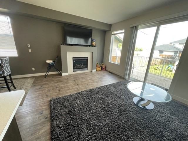 9021 75 St #9021 - Photo 4 of 35