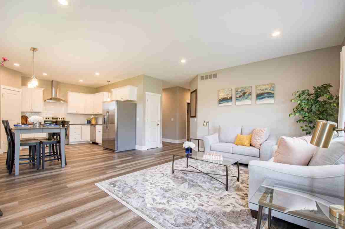 67 Percy Dr #1 - Photo 7 of 29