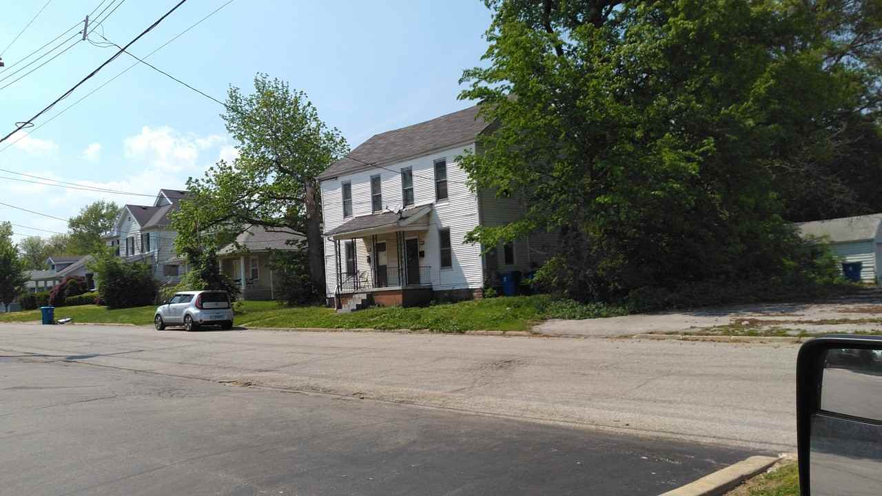 2430 Judson Avenue - Photo 3 of 5