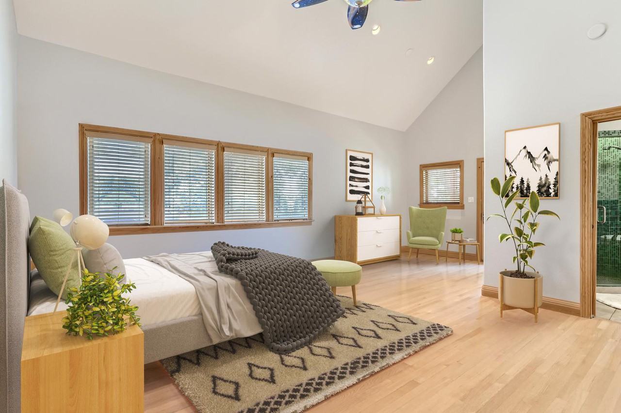 Sophisticated Capitol Hill home with gorgeous city views - Photo 7 of 27