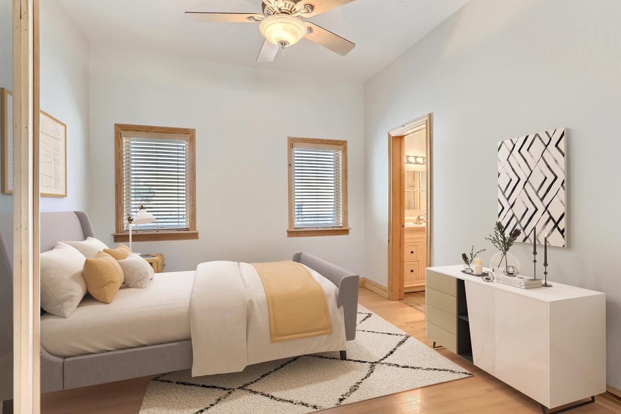 Sophisticated Capitol Hill home with gorgeous city views - Photo 5 of 27